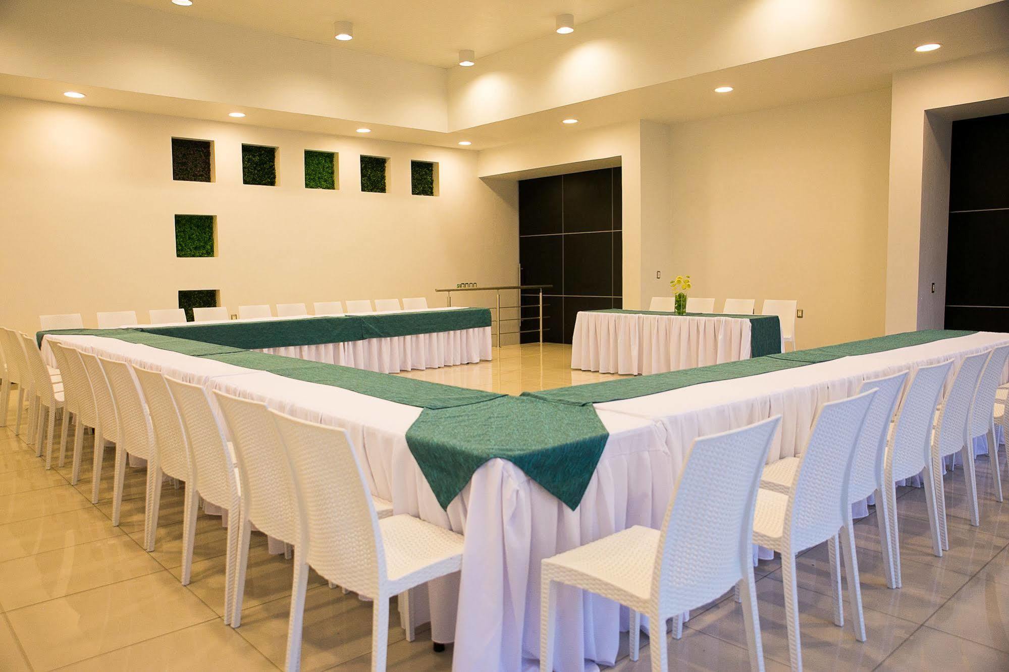 Hotel Aqua Spa & Resort Martinez de la Torre Ngoại thất bức ảnh
